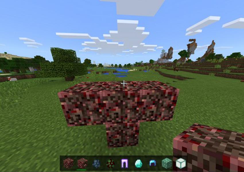 Evil Herobrine mod for MCPE